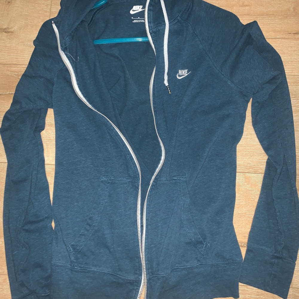 Nike Sweater